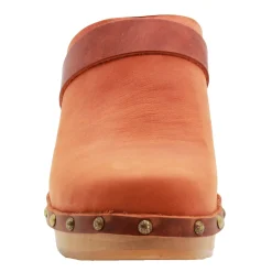 BJORK Maria Wooden Clogs in Vintage Oiled Leather