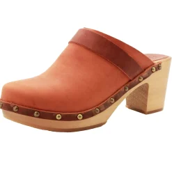 BJORK Maria Wooden Clogs in Vintage Oiled Leather