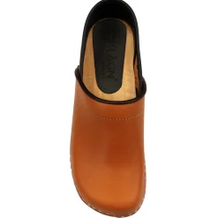 BJORK Tindra Wood Closed Back Grip Caramel Veg Tan Leather Clogs - CLOSEOUT