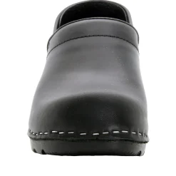 BJORK Women's Swedish Professional Oiled Leather Clogs