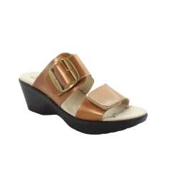 DROMEDARIS Sample Sale - Group E - Mid Heel