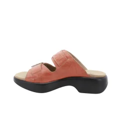 DROMEDARIS Sample Sale - Group H - Rocker Bottom Sandals