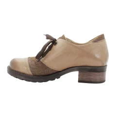 DROMEDARIS Sample Sale - Group L - Oxford Shoes / Flats